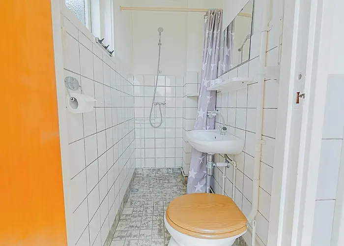 Eenvoudig Zomerhuisje Back To The 70's - Aan Zee Callantsoog