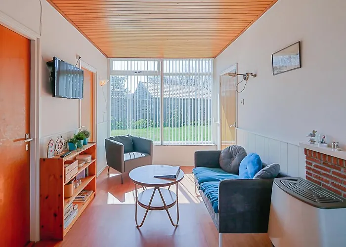 Eenvoudig Zomerhuisje Back To The 70's - Aan Zee Holiday home