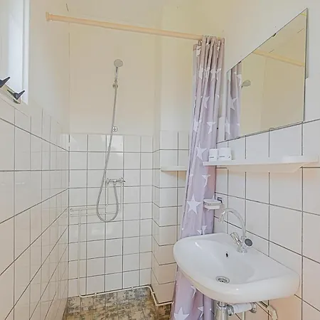 Eenvoudig Zomerhuisje Back To The 70's - Aan Zee Casa de Férias Callantsoog